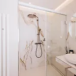 Luxury Design At Old Town Square With Air Condition Lejlighed