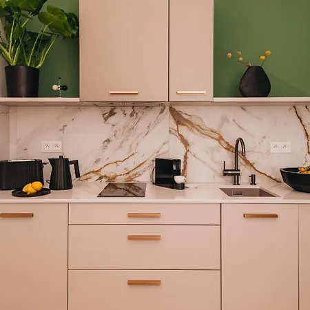 Appartement Luxury Design At Old Town Square With Air Condition